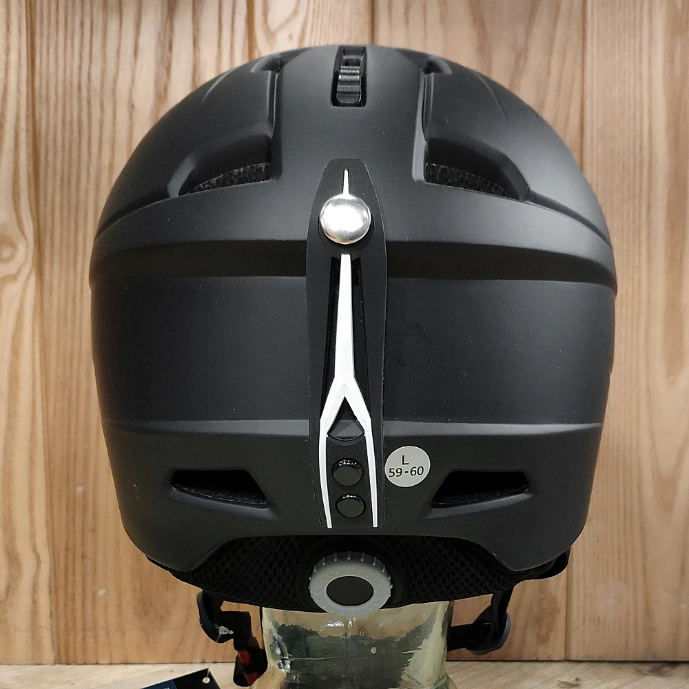 Manbi Park Visor Pro Helmet – 2 Colours 6 Manbi Park Visor Pro Helmet – 2 Colours - Image 4