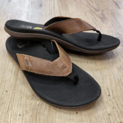 Reef Santa Ana LE – Black/Tan